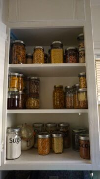 Finishing up the pantry, and there are finally enough jars to keep all the staples. 
