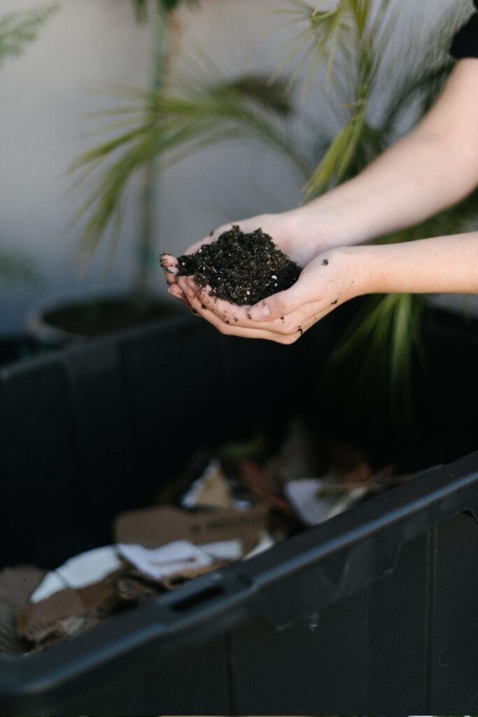 holding compost from diy compost bin