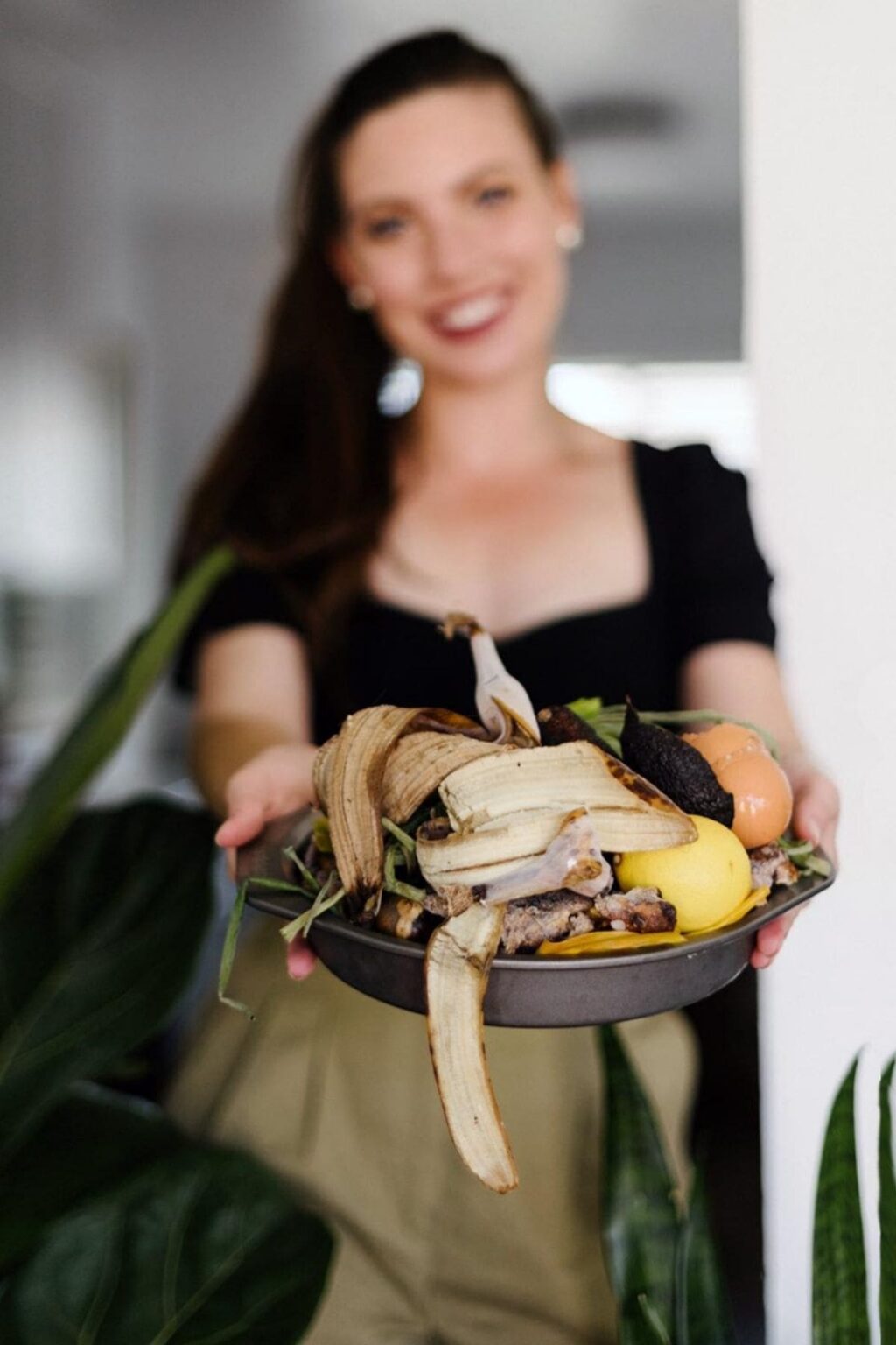 How to Build a DIY Compost Bin Going Zero Waste