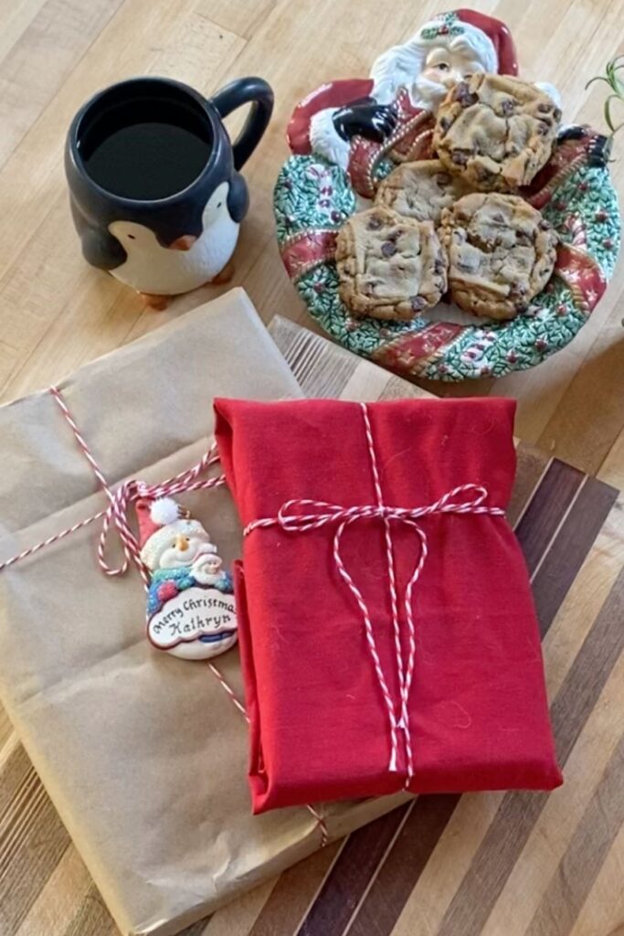 Gift Wrapping: How to Keep it Easy, Eco, and Chic