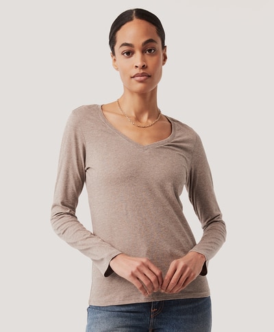 Softspun V-Neck Long Sleeve Tee