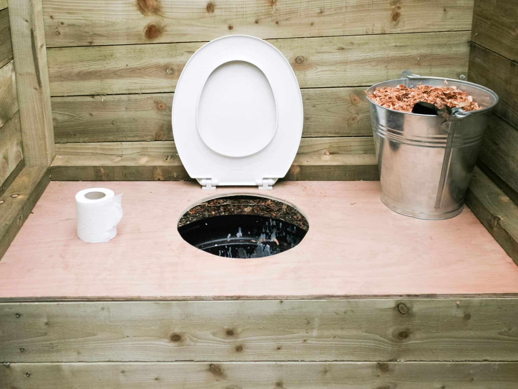 Compost Toilet What Is It? And Which Are The Best? Going Zero Waste