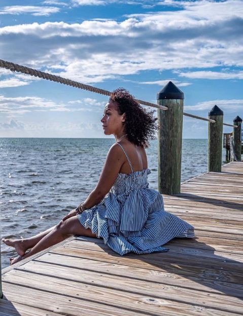 Armoire: Runway Rentals: How to Rent Designer Clothing for Affordable Prices