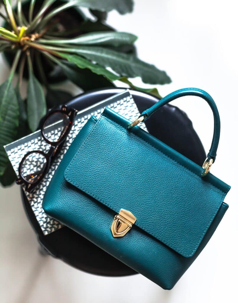 12 Purses & Handbags that are Chic, Stylish, and Planet Friendly