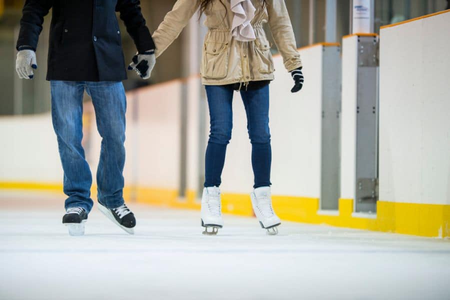 couple ice skating