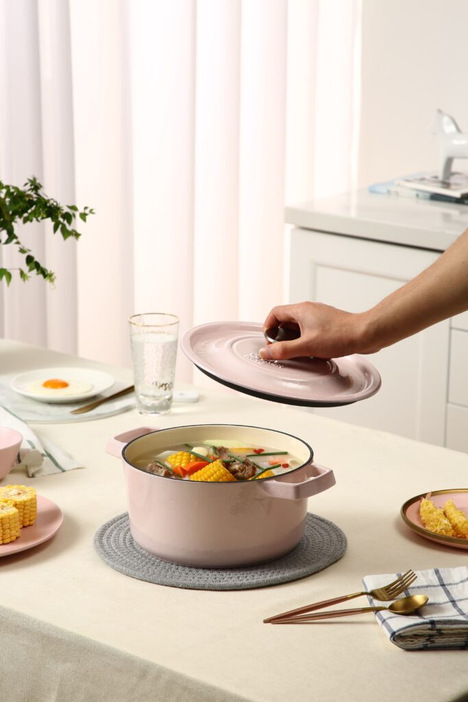 10 marcas de utensilios de cocina no tóxicos para una cocina saludable