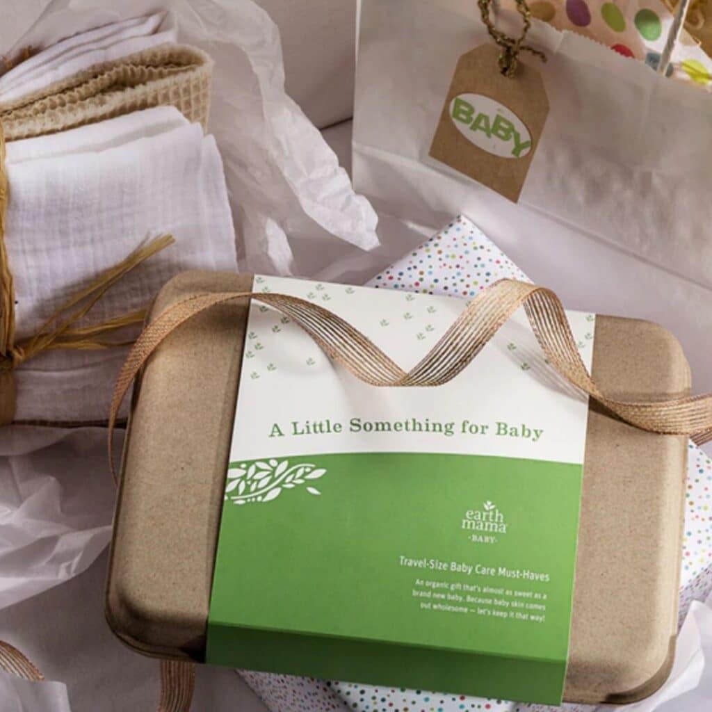 Sustainable baby products - a 5 piece travel set to nurture newborn skin. 