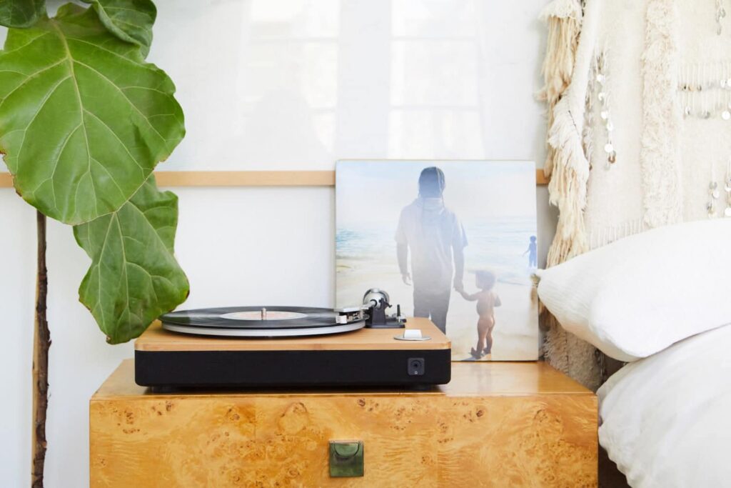 An ethical turntable - an eco friendly technology