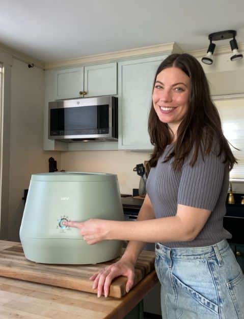 5 Reasons to Love Lomi + How to Use It - Going Zero Waste
