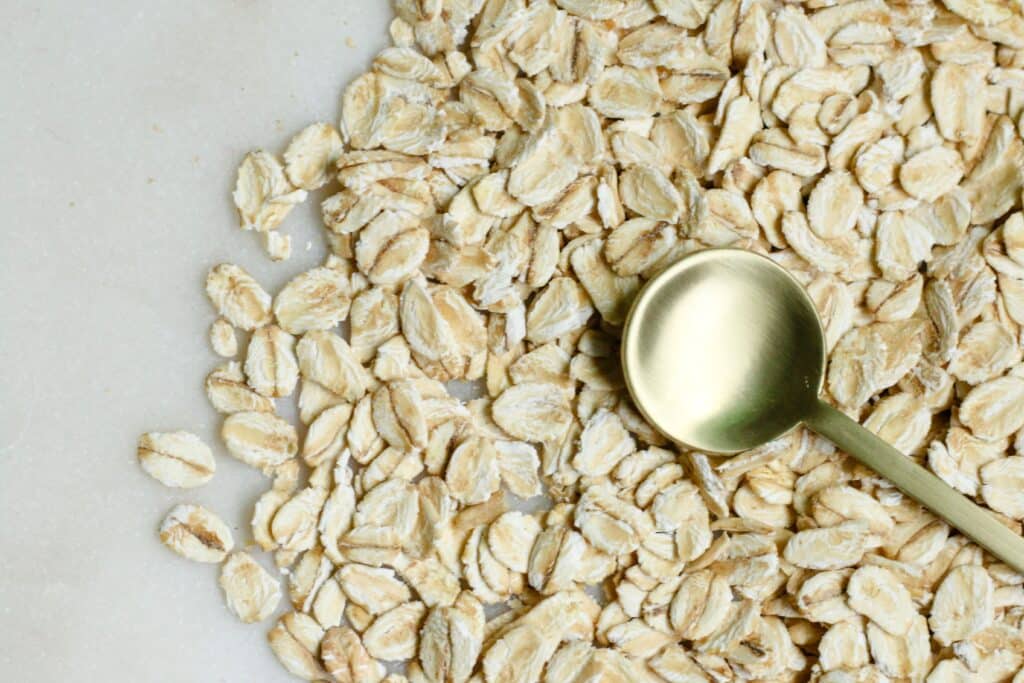 Oatmeal with a serving spoon - how to get rid of sunburn fast.